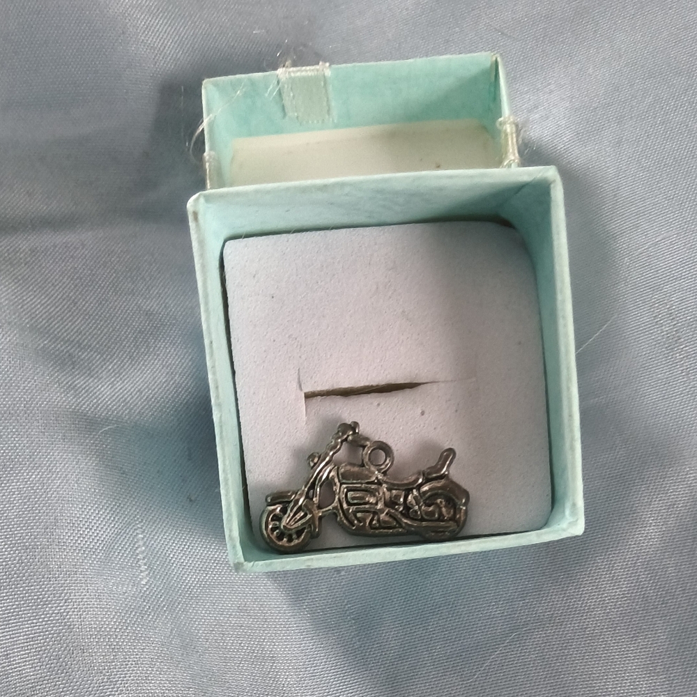 MOTORCYLE  CHARM - Picture 3 of 3